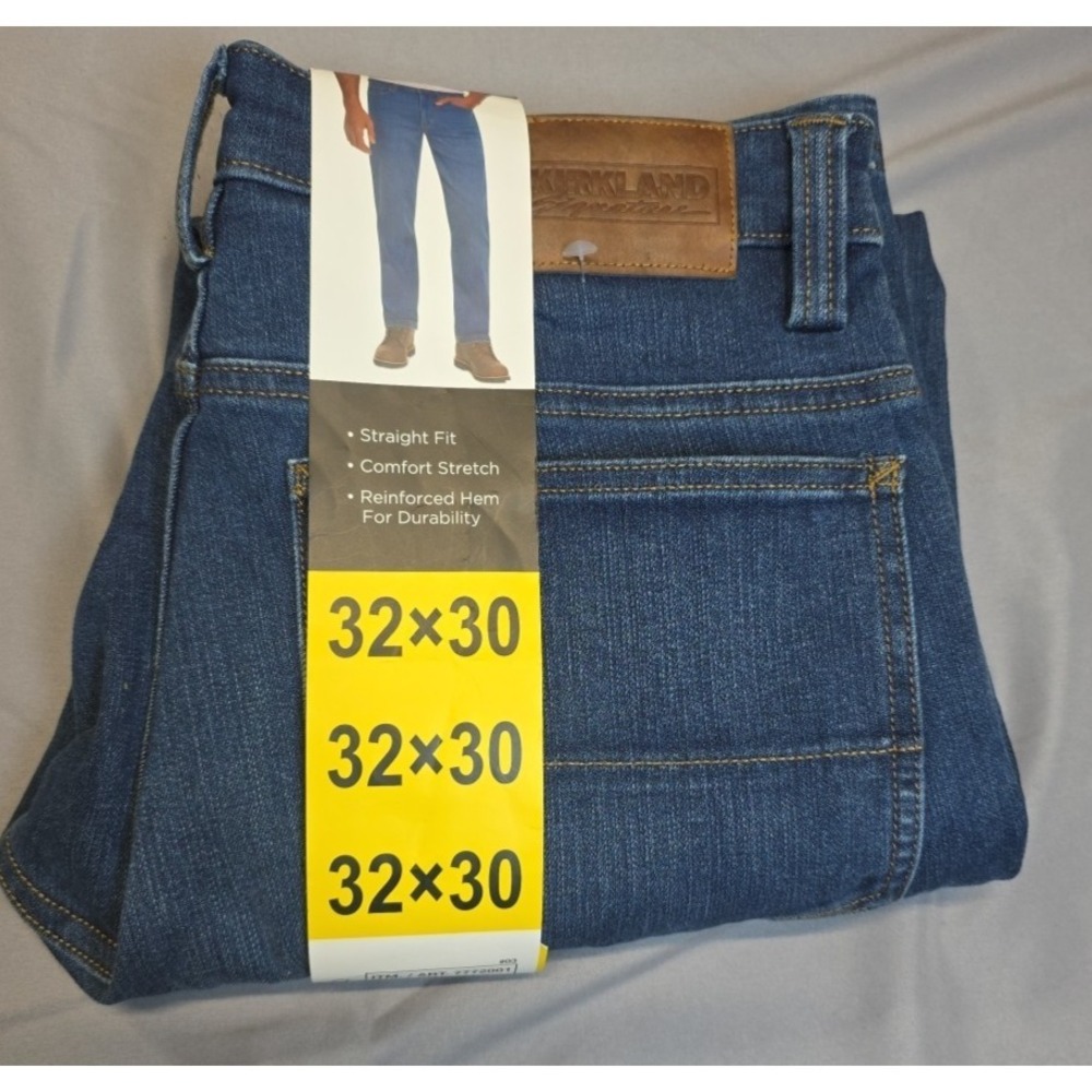 Kirkland Signature Men's Straight Fit Jeans, Blue, Size 32X30 NWT